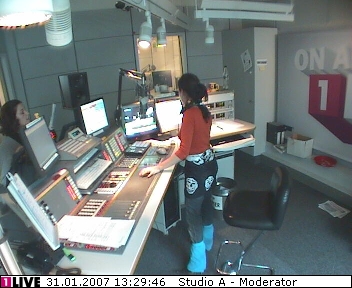 mp_1live_070131_153.jpg