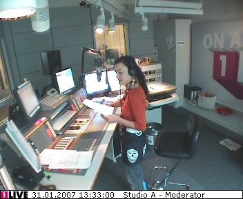 mp_1live_070131_156.jpg