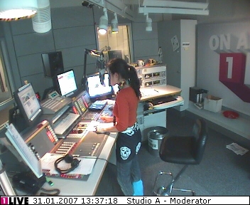 mp_1live_070131_160.jpg