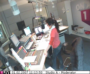 mp_1live_070201_061.jpg