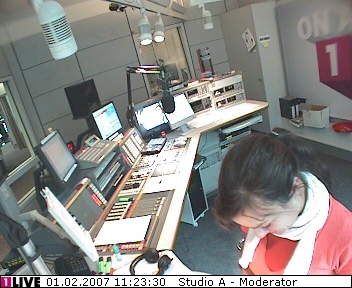 mp_1live_070201_066.jpg