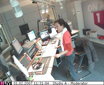 mp_1live_070201_071.jpg