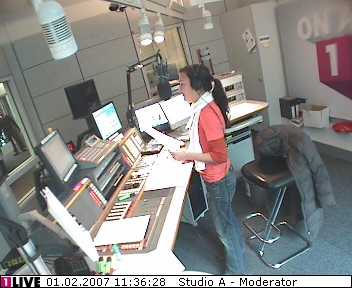 mp_1live_070201_076.jpg