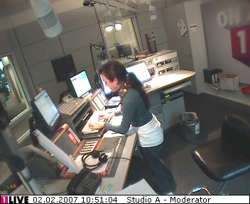mp_1live_070202_052.jpg
