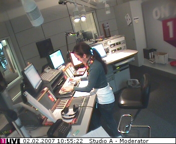 mp_1live_070202_056.jpg