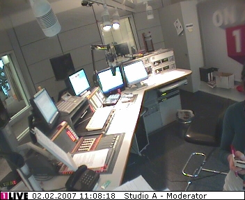 mp_1live_070202_068.jpg
