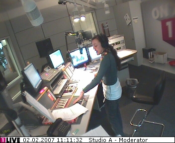 mp_1live_070202_071.jpg