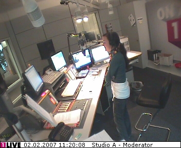 mp_1live_070202_078.jpg