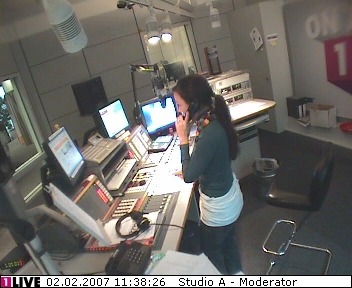 mp_1live_070202_093.jpg