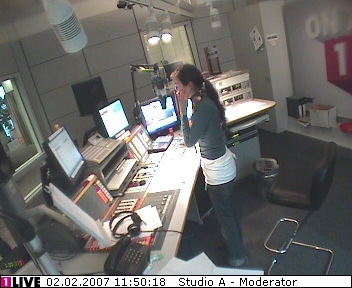 mp_1live_070202_101.jpg