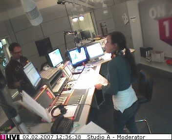 mp_1live_070202_113.jpg