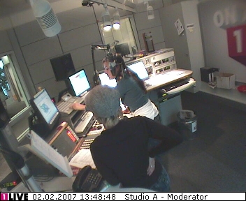 mp_1live_070202_177.jpg