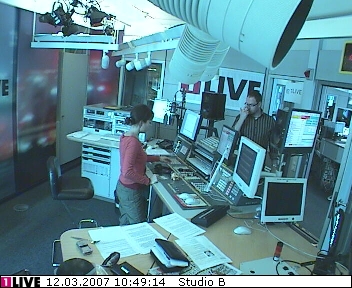 mp_1live_070312_18.jpg