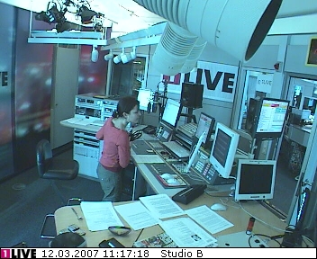 mp_1live_070312_26.jpg