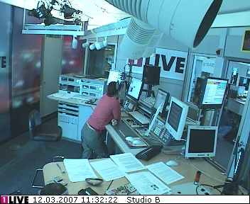 mp_1live_070312_34.jpg