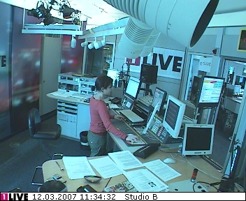 mp_1live_070312_35.jpg