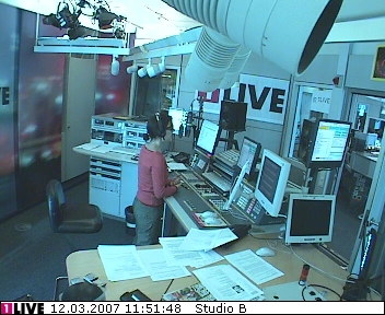 mp_1live_070312_38.jpg