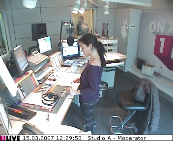 mp_1live_070315_52.jpg