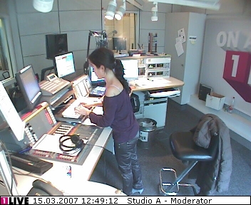 mp_1live_070315_58.jpg