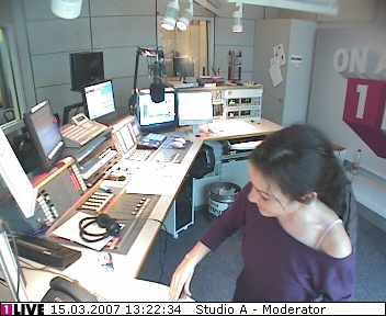 mp_1live_070315_70.jpg