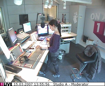 mp_1live_070315_82.jpg