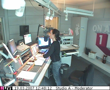 mp_1live_070319_52.jpg