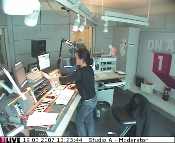 mp_1live_070319_65.jpg