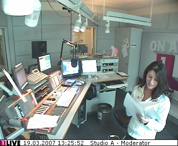 mp_1live_070319_66.jpg