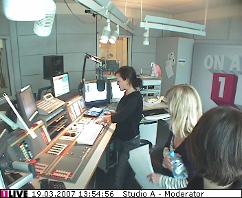 mp_1live_070319_80.jpg
