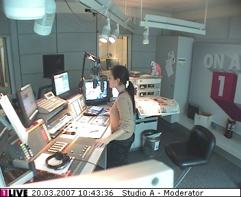 mp_1live_070320_23.jpg