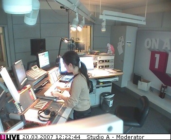 mp_1live_070320_44.jpg