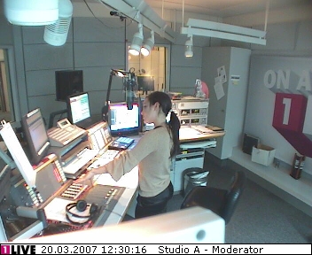 mp_1live_070320_51.jpg