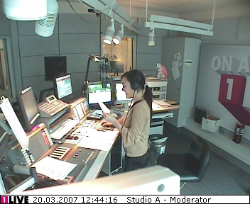 mp_1live_070320_55.jpg