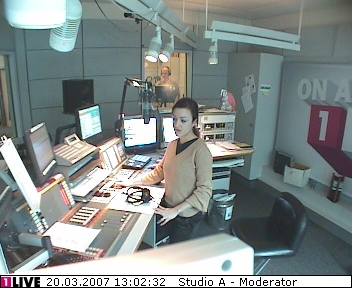 mp_1live_070320_62.jpg