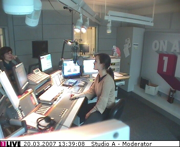 mp_1live_070320_78.jpg