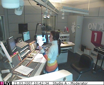 mp_1live_070321_21.jpg