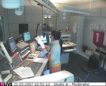 mp_1live_070321_24.jpg