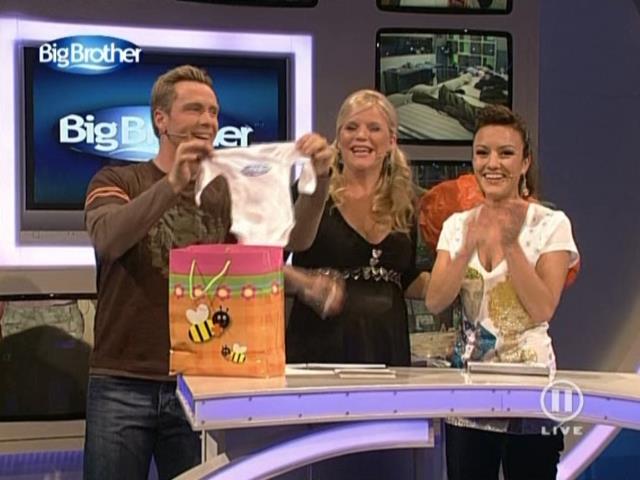 mp_bigbrother_080121_160.jpg